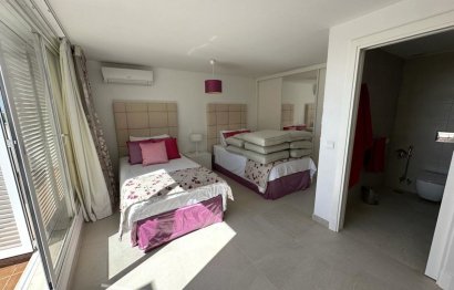 Resale - Apartment - Penthouse - Marbella - Nueva Andalucia