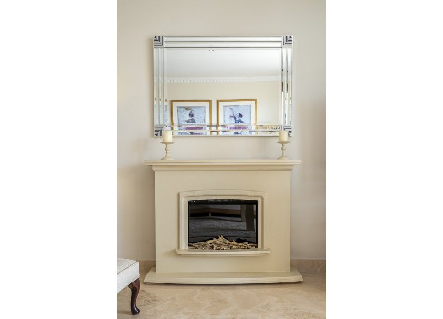 Resale - Apartment - Middle Floor Apartment - Estepona - Estepona Centro