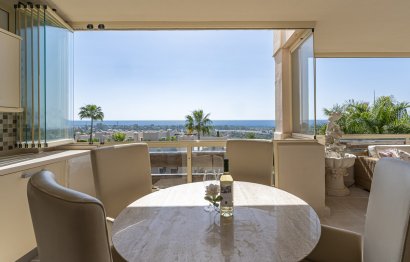 Resale - Apartment - Middle Floor Apartment - Estepona - Estepona Centro