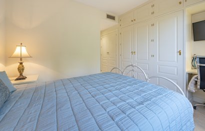 Resale - Apartment - Middle Floor Apartment - Estepona - Estepona Centro