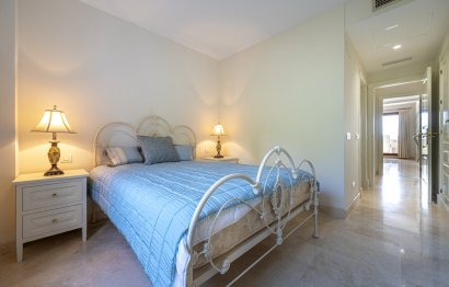 Resale - Apartment - Middle Floor Apartment - Estepona - Estepona Centro