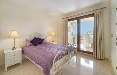 Resale - Apartment - Middle Floor Apartment - Estepona - Estepona Centro