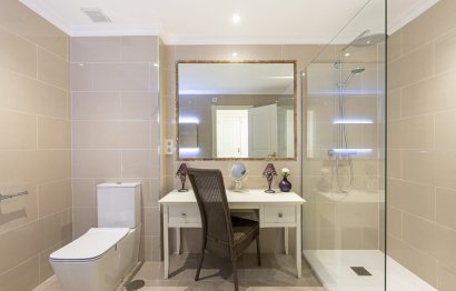 Resale - Apartment - Middle Floor Apartment - Estepona - Estepona Centro