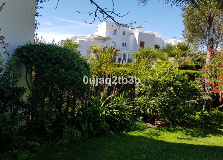 Resale - House - Detached Villa - Estepona - New Golden Mile