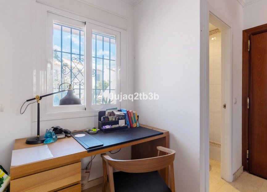 Resale - Apartment - Duplex - Marbella - Nueva Andalucia