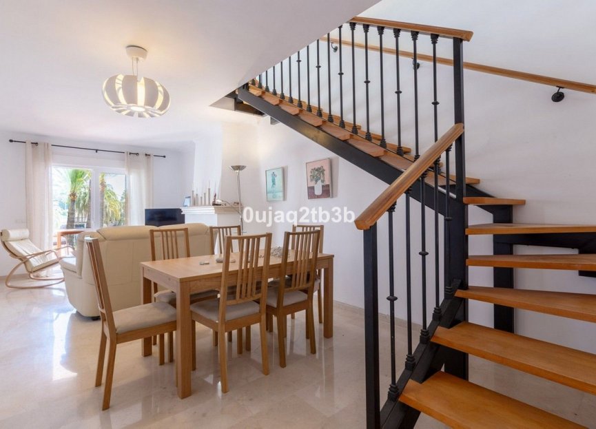 Resale - Apartment - Duplex - Marbella - Nueva Andalucia