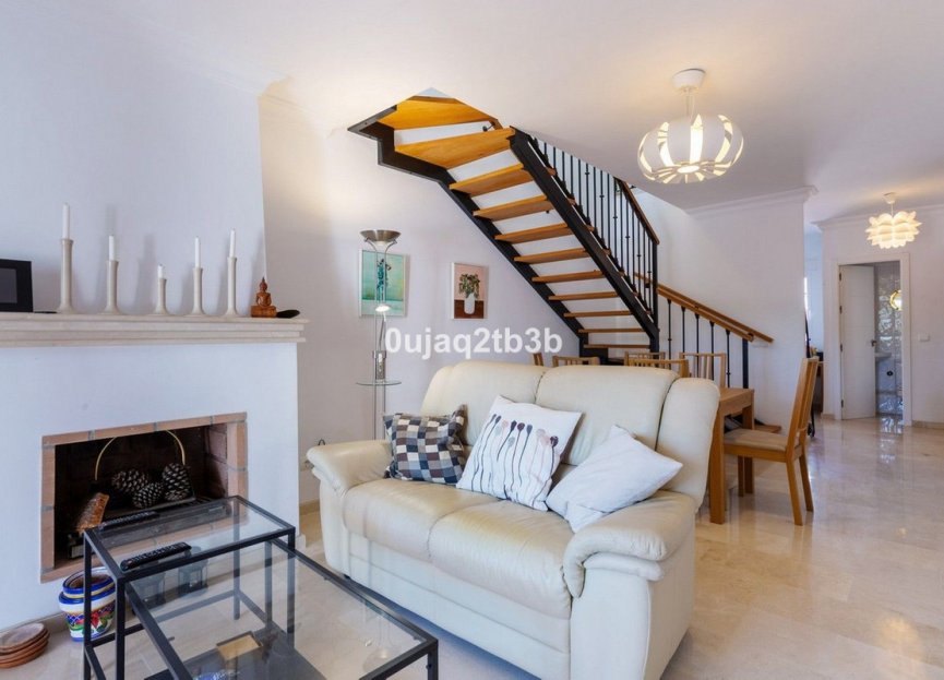 Resale - Apartment - Duplex - Marbella - Nueva Andalucia