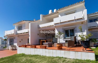 Resale - Apartment - Duplex - Marbella - Nueva Andalucia