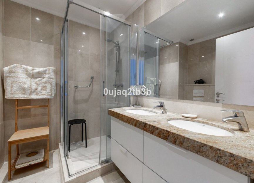 Resale - Apartment - Duplex - Marbella - Nueva Andalucia