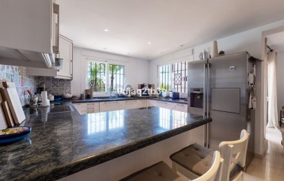 Resale - Apartment - Duplex - Marbella - Nueva Andalucia