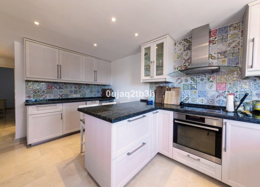 Resale - Apartment - Duplex - Marbella - Nueva Andalucia