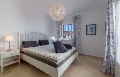 Resale - Apartment - Duplex - Marbella - Nueva Andalucia