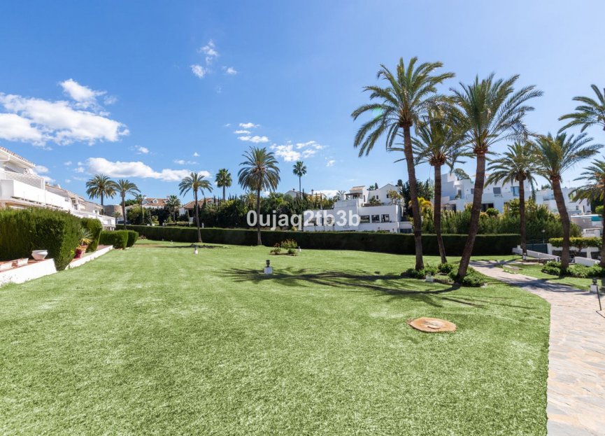 Resale - Apartment - Duplex - Marbella - Nueva Andalucia