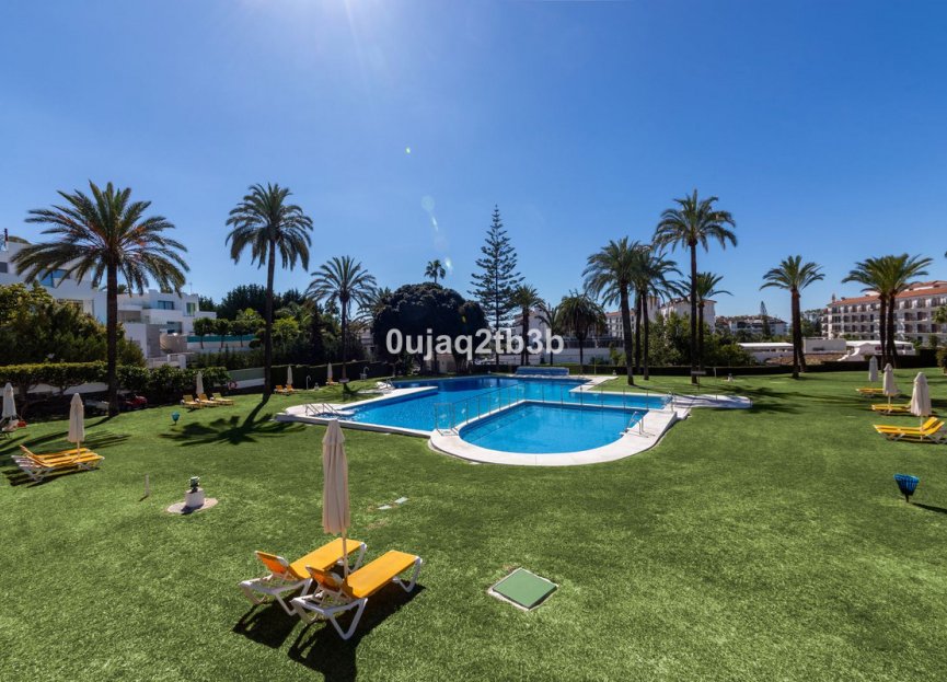 Resale - Apartment - Duplex - Marbella - Nueva Andalucia