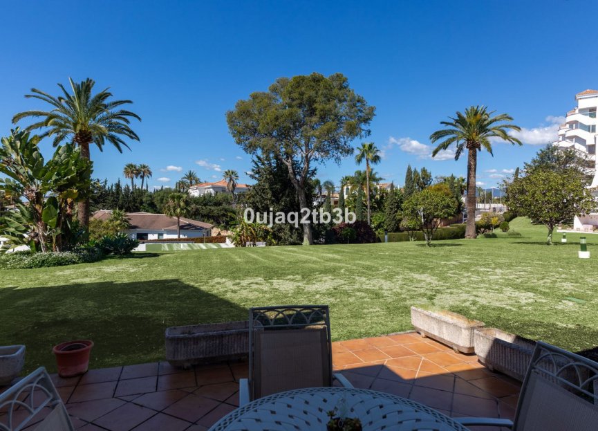 Resale - Apartment - Duplex - Marbella - Nueva Andalucia