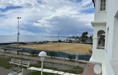 Resale - Apartment - Middle Floor Apartment - Estepona - El Morche