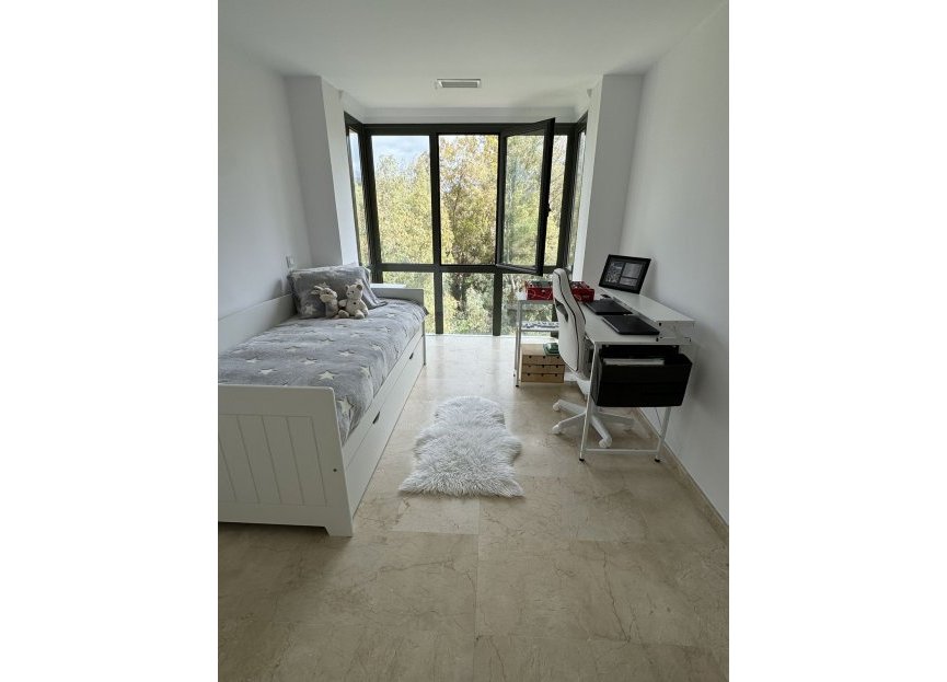 Reventa - Apartment - Middle Floor Apartment - Marbella - Nueva Andalucia