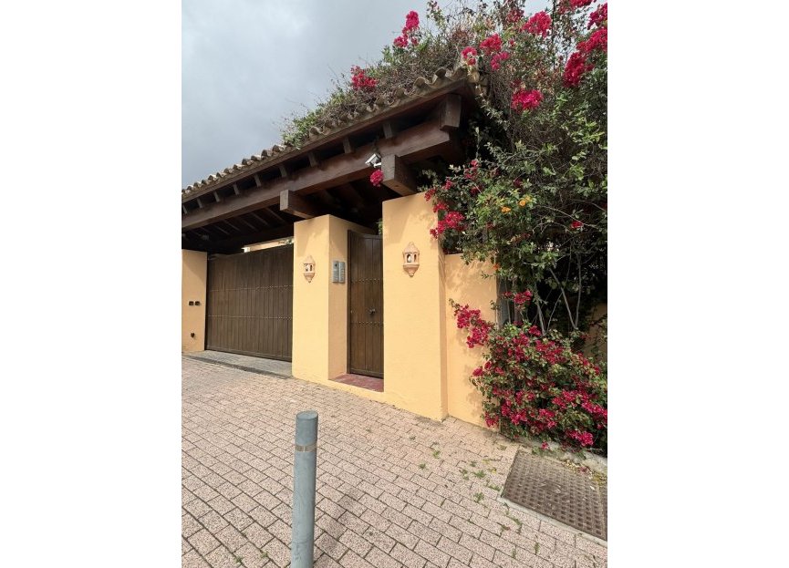 Reventa - Apartment - Middle Floor Apartment - Marbella - Nueva Andalucia