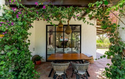 Resale - House - Detached Villa - Estepona - Atalaya