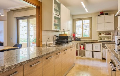 Resale - Ground floor apartment - Benahavís - Benahavís Centro