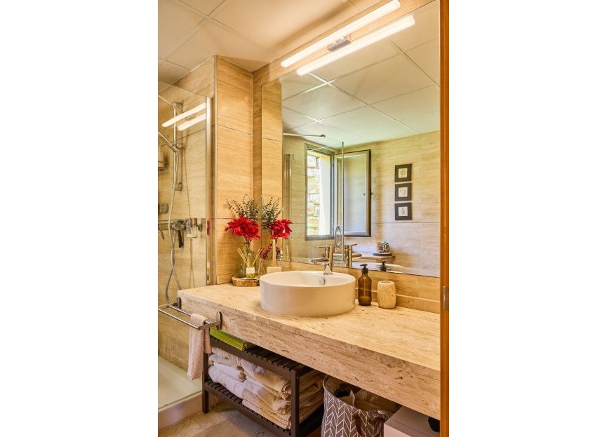 Resale - Ground floor apartment - Benahavís - Benahavís Centro