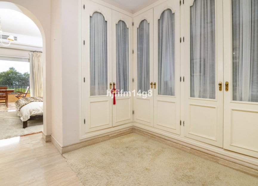 Resale - Apartment - Middle Floor Apartment - Marbella - The Golden Mile