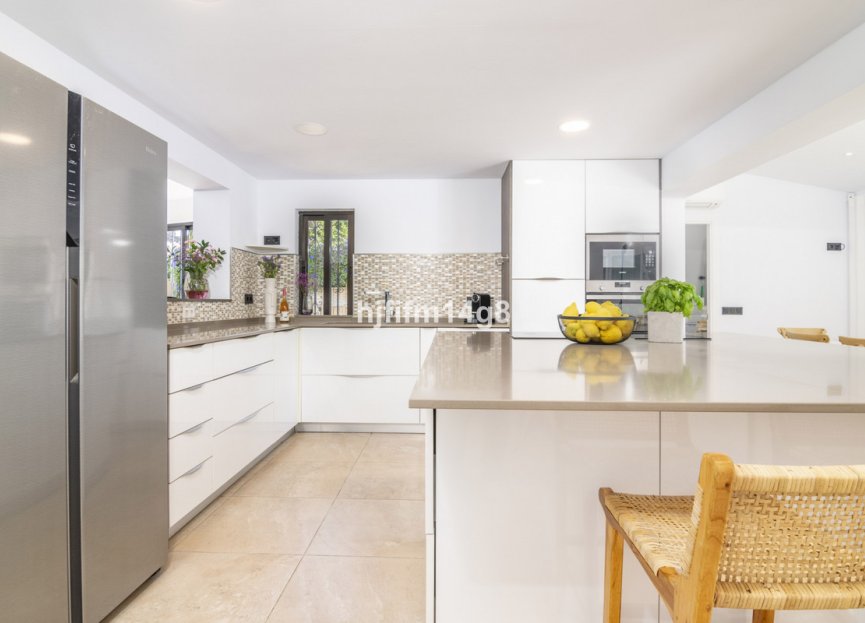 Reventa - House - Detached Villa - Marbella - San Pedro De Alcantara