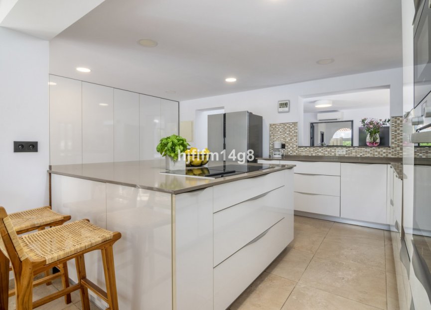 Reventa - House - Detached Villa - Marbella - San Pedro De Alcantara
