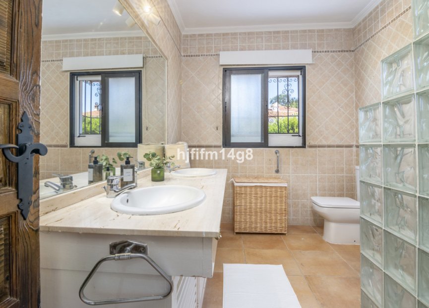 Reventa - House - Detached Villa - Marbella - San Pedro De Alcantara