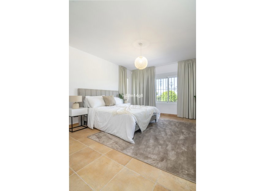 Reventa - House - Detached Villa - Marbella - San Pedro De Alcantara