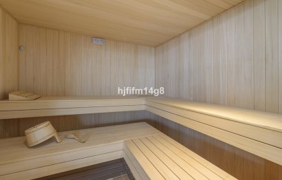 Resale - Apartment - Middle Floor Apartment - Marbella - Nueva Andalucia