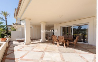 Resale - Ground floor apartment - Marbella - Nueva Andalucia