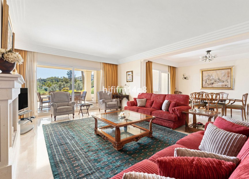 Resale - Ground floor apartment - Marbella - Nueva Andalucia