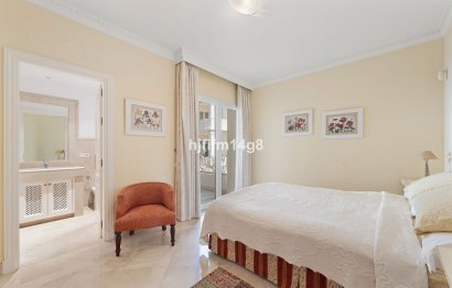 Resale - Ground floor apartment - Marbella - Nueva Andalucia