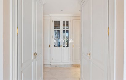 Resale - Ground floor apartment - Marbella - Nueva Andalucia