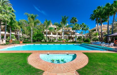 Resale - Ground floor apartment - Marbella - Nueva Andalucia