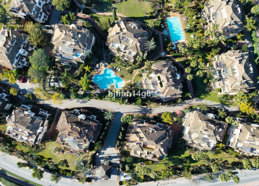 Resale - Ground floor apartment - Marbella - Nueva Andalucia