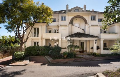 Resale - Ground floor apartment - Marbella - Nueva Andalucia