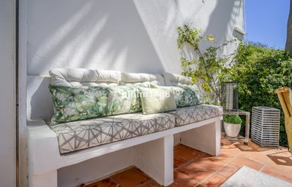 Resale - Ground floor apartment - Marbella - Nueva Andalucia