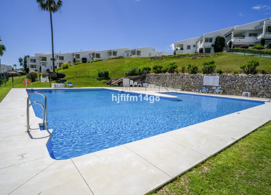 Resale - Ground floor apartment - Marbella - Nueva Andalucia