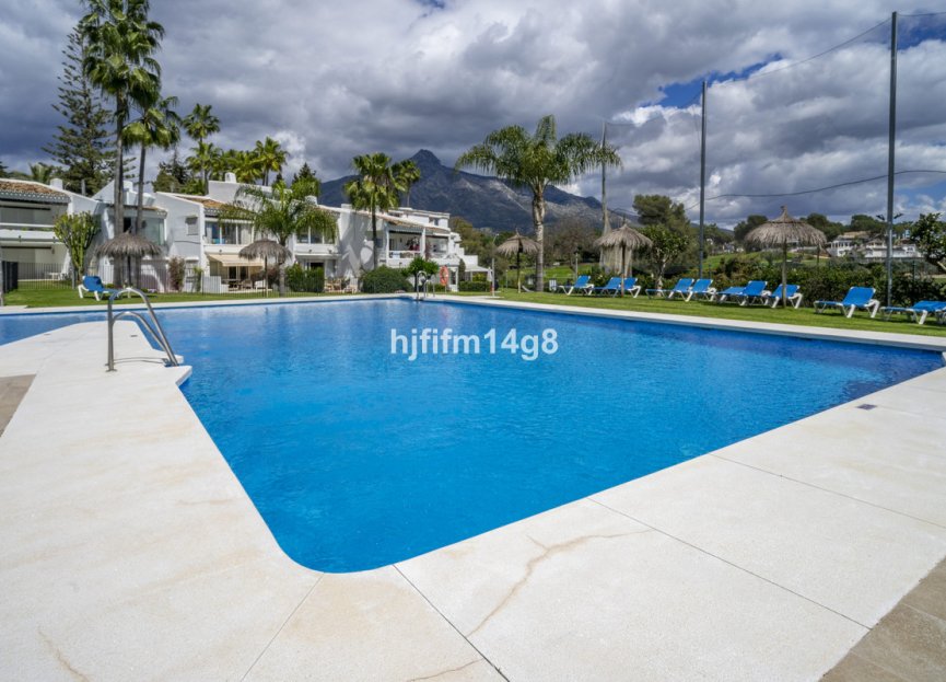 Resale - Ground floor apartment - Marbella - Nueva Andalucia