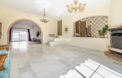 Reventa - House - Detached Villa - Marbella - Nueva Andalucia