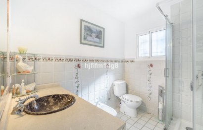 Reventa - House - Detached Villa - Marbella - Nueva Andalucia