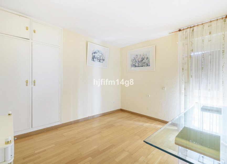 Reventa - House - Detached Villa - Marbella - Nueva Andalucia