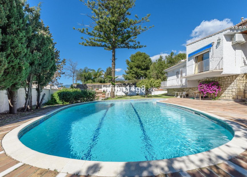 Reventa - House - Detached Villa - Marbella - Nueva Andalucia