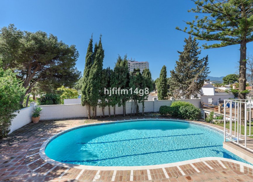 Reventa - House - Detached Villa - Marbella - Nueva Andalucia