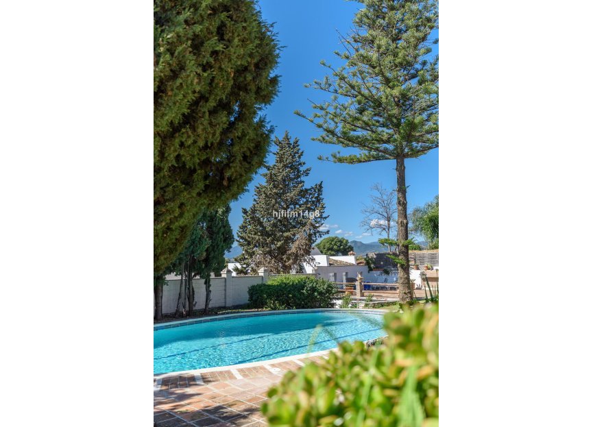 Reventa - House - Detached Villa - Marbella - Nueva Andalucia