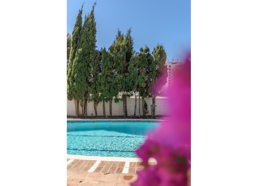 Reventa - House - Detached Villa - Marbella - Nueva Andalucia