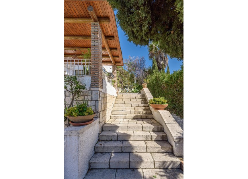 Reventa - House - Detached Villa - Marbella - Nueva Andalucia