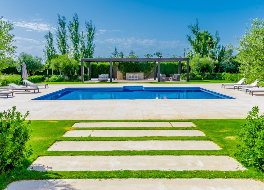 Resale - House - Detached Villa - Marbella - Guadalmina Alta